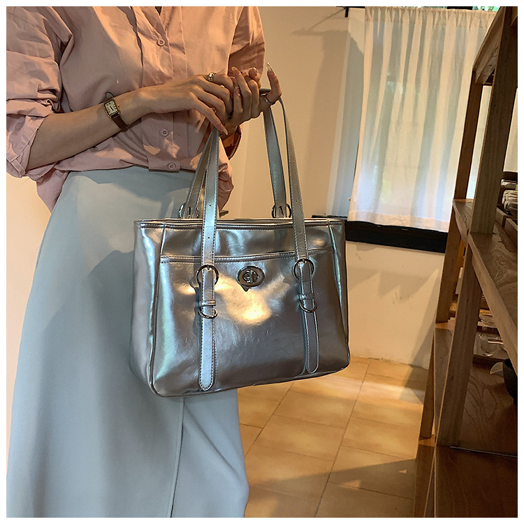 Retro Women's Shoulder Bag Large Capacity Tote Simple Texture_voghion.com