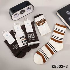 襪子男學生高筒襪秋冬新款吸汗透氣運動襪潮流字母條紋中筒襪批發