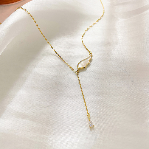 Necklace white shell wings new women's light luxury niche titanium steel clavicle chain ins style simple internet celebrity exquisite accessories
