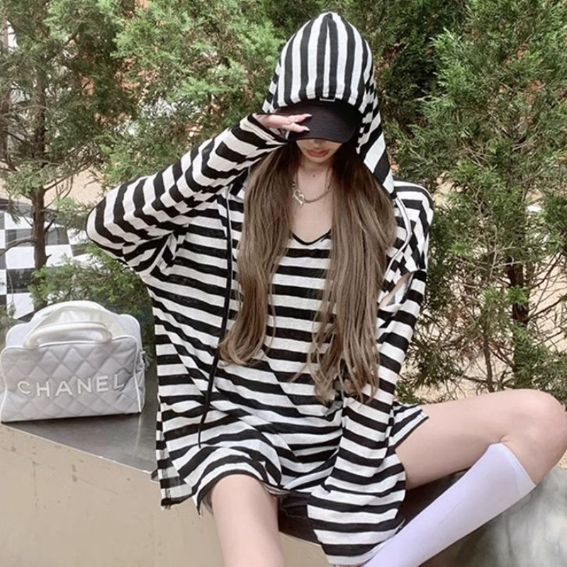 Women's Striped Loose Hooded T-shirt Long Sun Protection Clothing plus size Retro 2025 New Spring and Autumn Long Sleeve T-shirt for Women