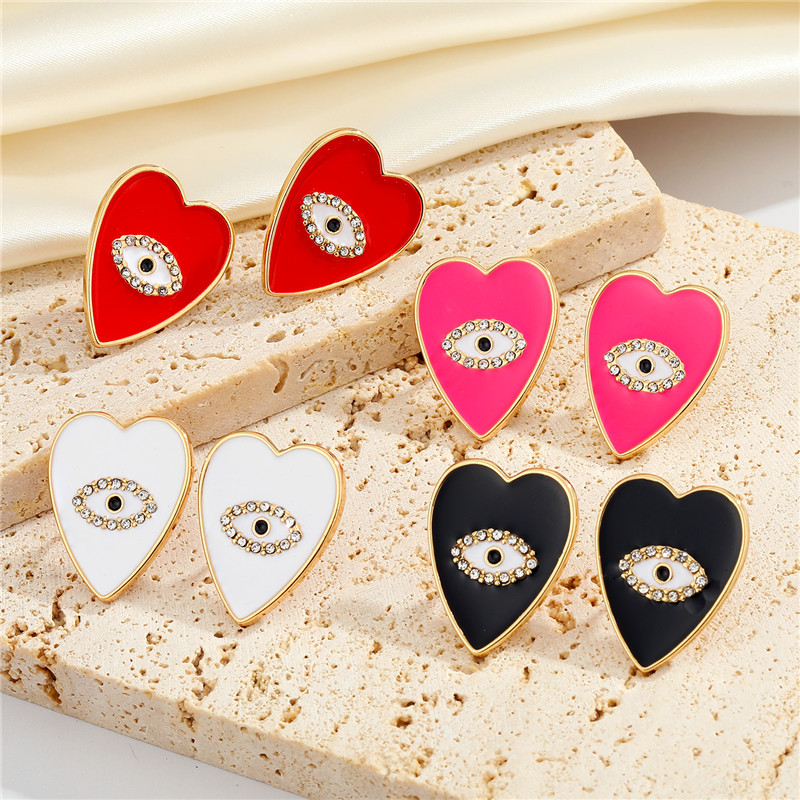 European And American Jewelry Personality Peach Heart-shaped Eyes Diamond Earrings Creative Earrings display picture 6