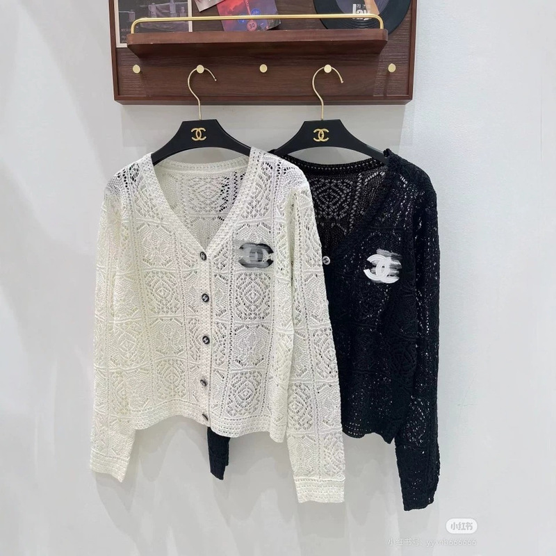 2026 Autumn New Women's Fashion Pastel Style Hollow Jacquard Cotton Knit Cardigan in Chanel Style