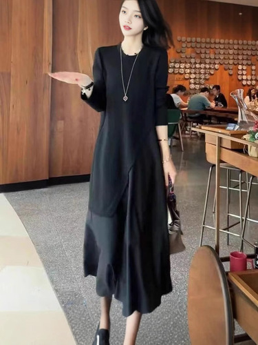 Fake two-piece irregular dress for women in autumn and winter, slimming inner layer, long-sleeved splicing skirt, mid-length