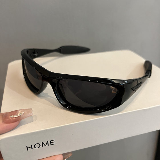2025 new black sunglasses outdoor sports ruffian handsome sunscreen sunglasses myopia Y2K men's riding windproof