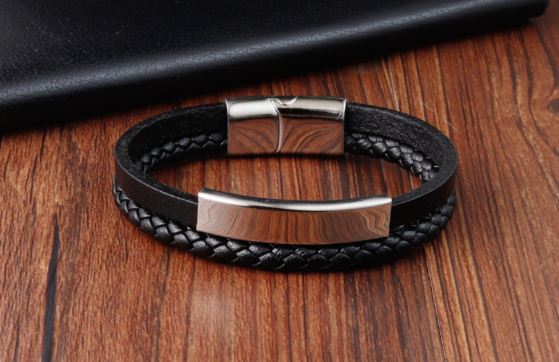 Woven Chain Chain Type 1 Piece Quantity Holiday, Daily Occasion Pu Leather, Titanium Steel Material Geometric Pattern Vintage Style Classic Style Geometric Pu Leather Titanium Steel Polishing Men's Bracelets Men Cord & Leather Bracelets