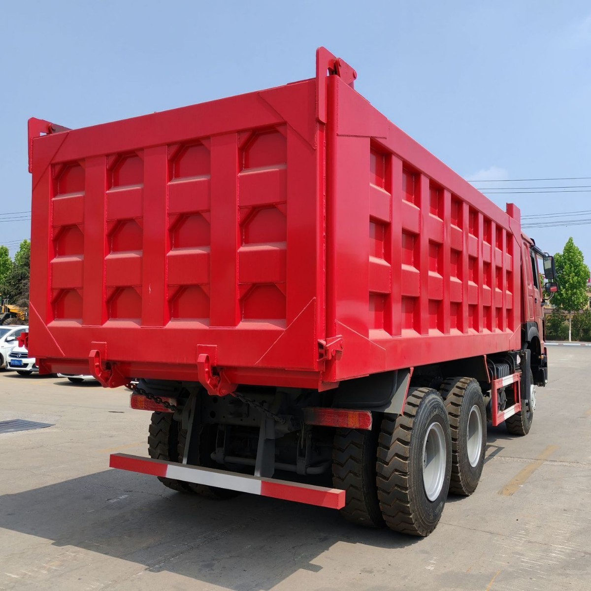 Used Howo 6X4 Dump Truck for Sale, 336 Horsepower Sand and Gravel Dump Truck, Mining Dump Truck, Engineering Vehicle