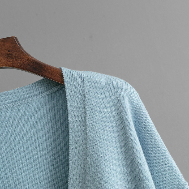 2024 Autumn And Winter New V-Neck Knitted Cardigan Solid Color Loose Sweater Jacket Top 22 3R2A5760.Jpg