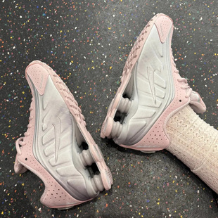 ��ԭNk Shox R4���������ܲ�Ь������ĥ���e�\��Ь�p��������Ь