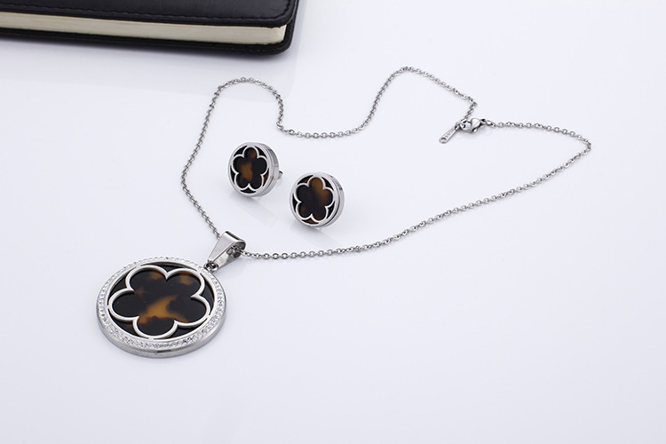 Fashion Water Droplets Heart Shape Titanium Steel Inlay Rhinestones Earrings Necklace 1 Set