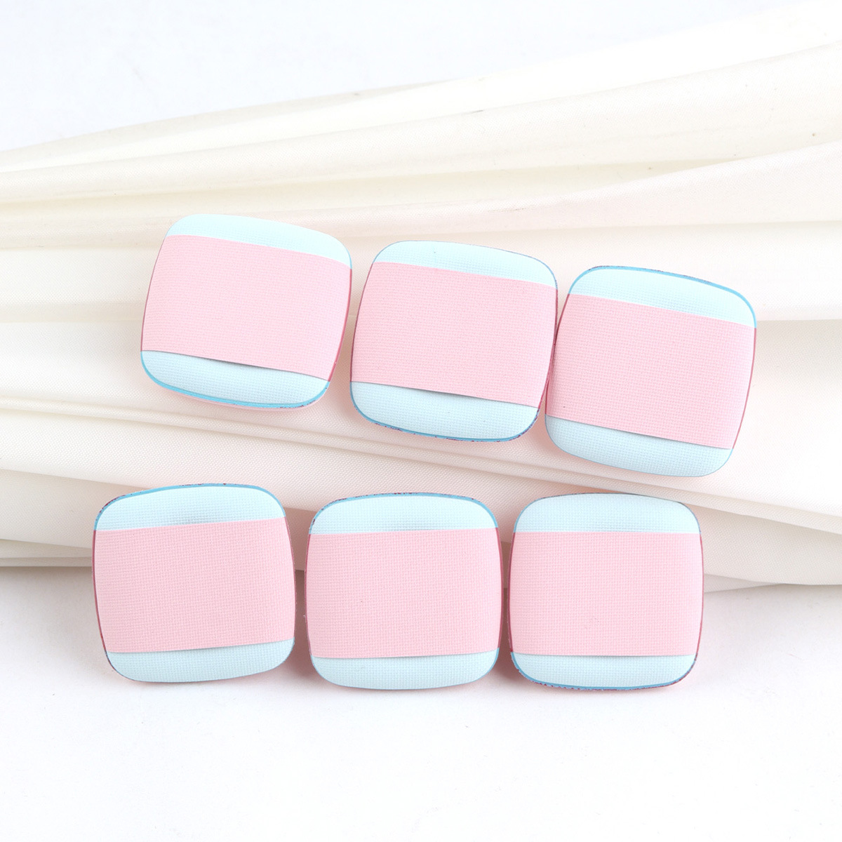 Mini cojín de aire cuadrado detalles de maquillaje manejo artefactos de dedo polvo al por mayor Xiyinshein / temu una generación