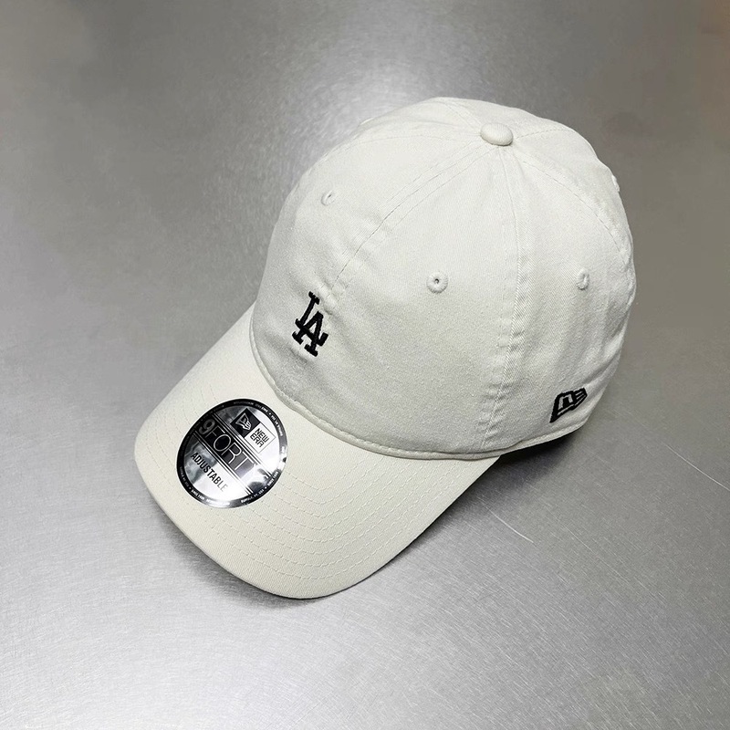 2025 新しい野球帽韓国 MLB 帽子ニューヨークヤンキーズ男性と女性のソフトトップ小さなラベル LA ピークキャップトレンディなブランド|undefined
