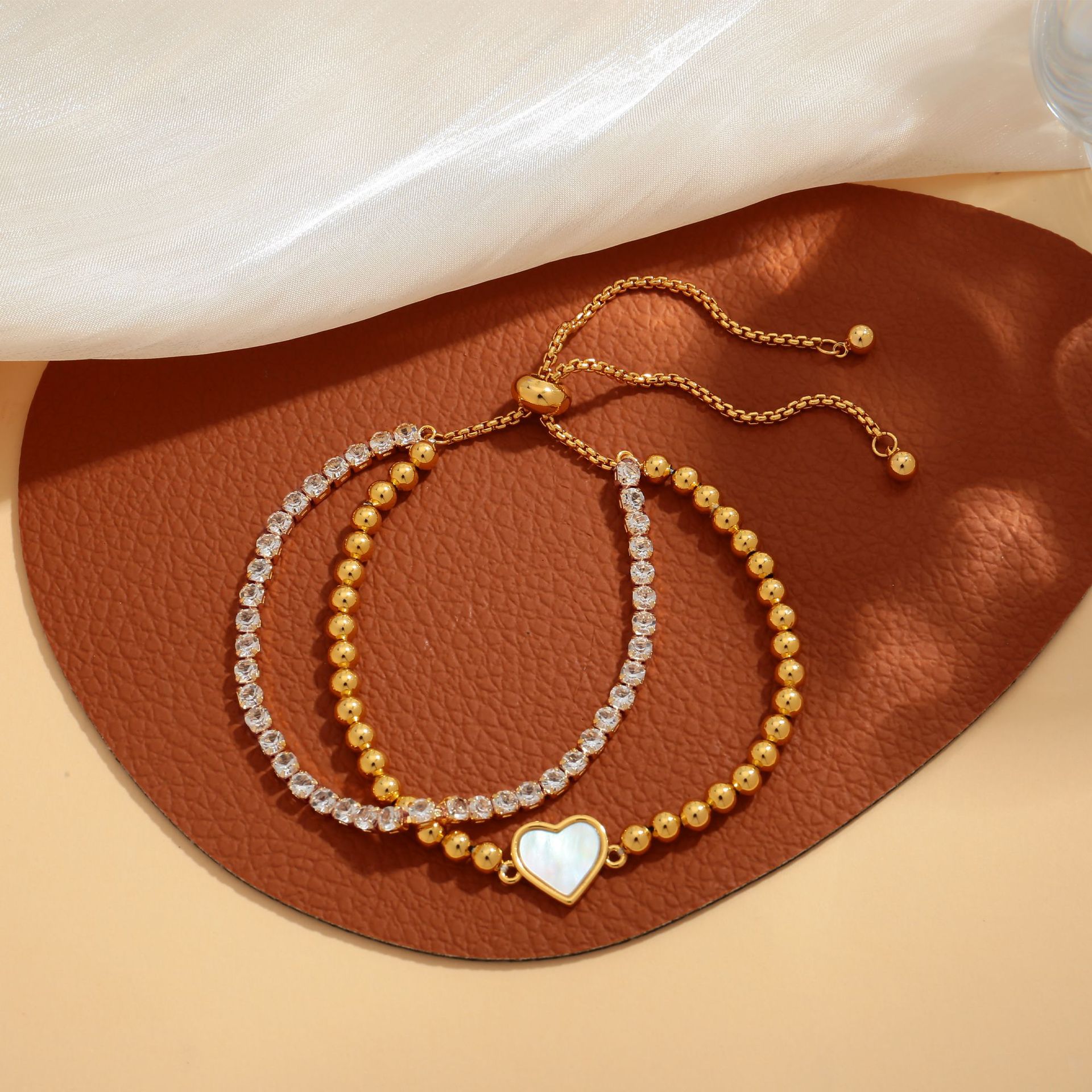 style-design-hand-jewelry-stacked-chain-splicing-chain-love-bracelet-premium-18k-gold-bracelet