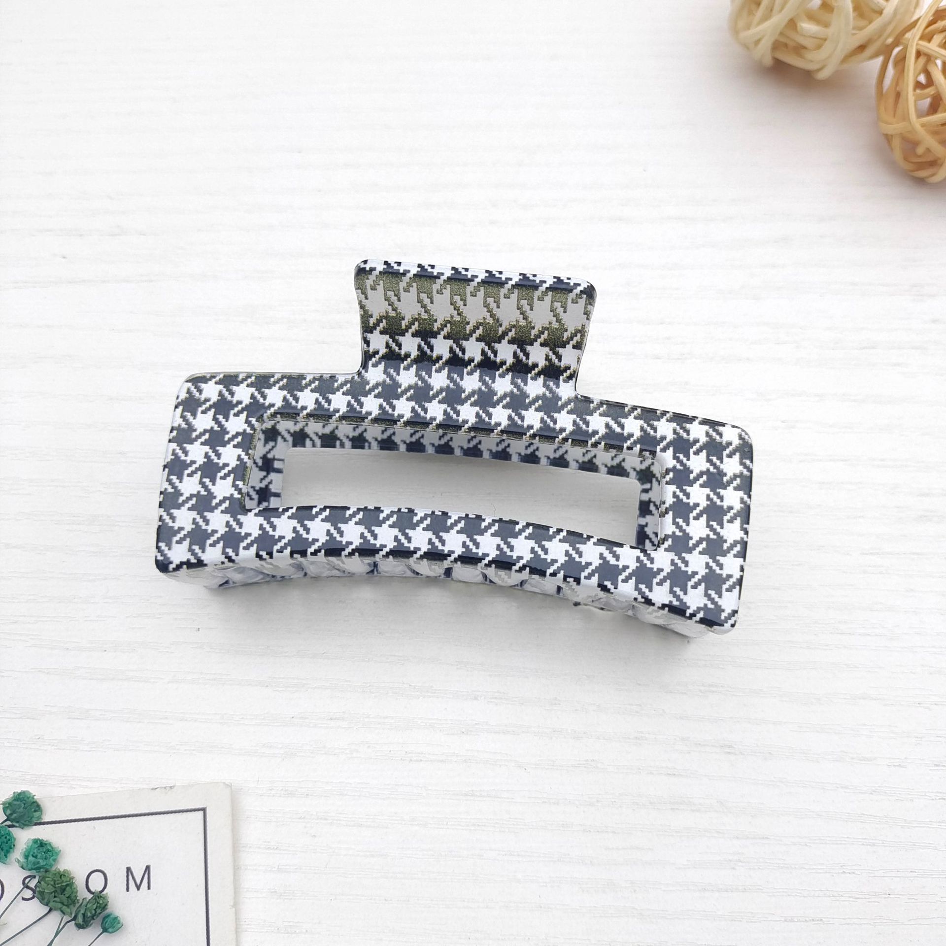 89595de243e1081a7ea92f30ed7918