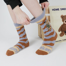 可爱毛绒秋冬加厚居家防滑女士地板袜子中筒防臭吸汗男士短袜批发