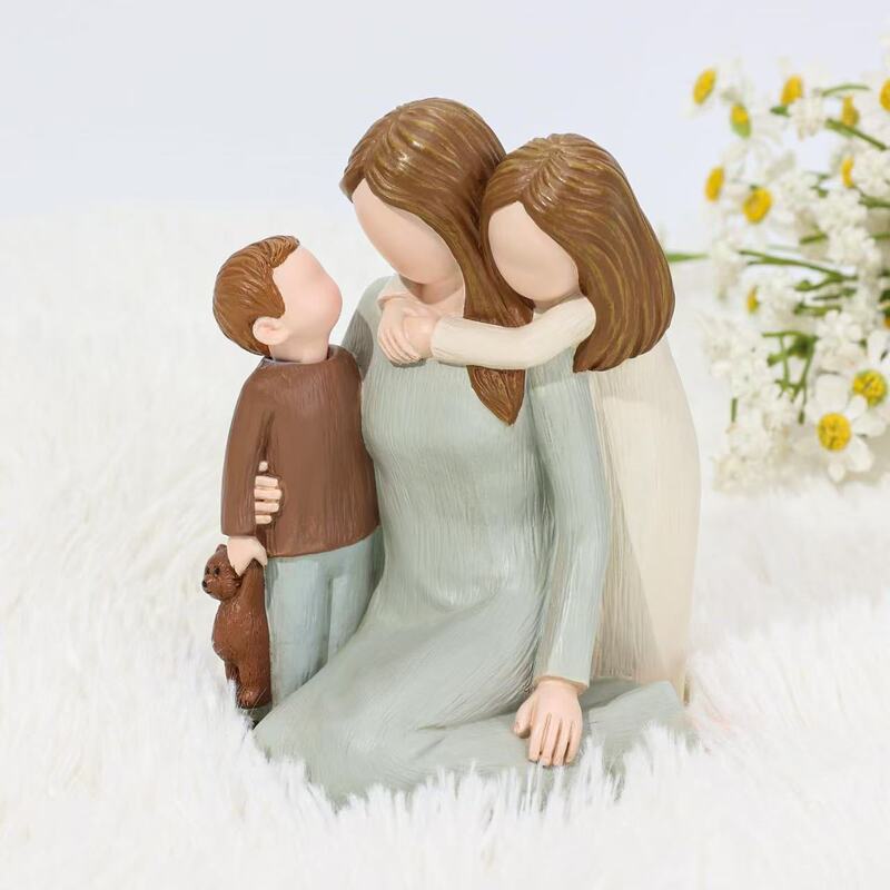 Cross-border Embrace a Family of Three Figure Statue Home Simple Decoration Resin Small Ornaments Mother's Day Holiday Gift