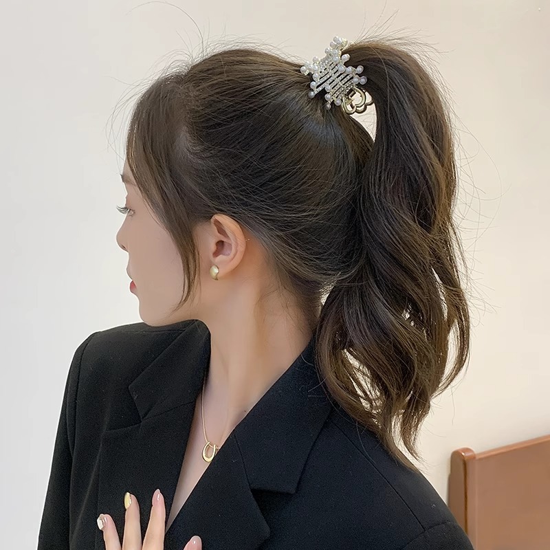 Alta Cola de Caballo artefacto fijo pequeña pinza anti-flacidez pinza de garra diamante completo horquilla hembra verano gran temperamento tiburón clip