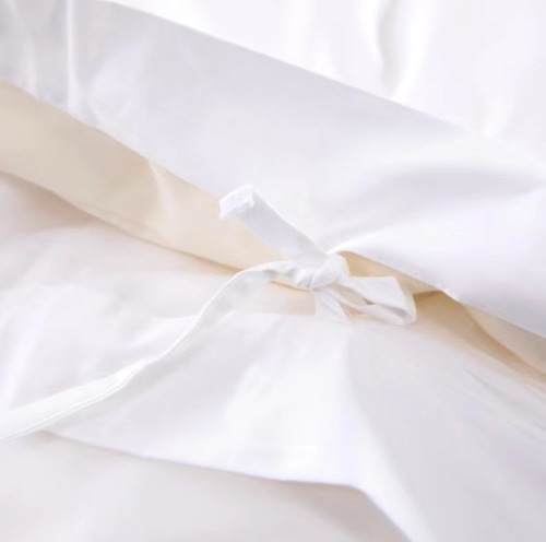 Hotel Bedding Set Four-Piece Suite, Bedsheets and Comforter, Pure Cotton, Pure White Damask, Five-Star Hotel, Guesthouse, Homestay Bedding