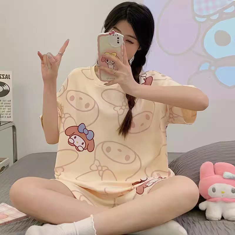 Pijama de mujer de verano de manga corta pantalones cortos delgados en 2025 nuevo conjunto de ropa de casa de dibujos animados de verano para mujeres se puede usar fuera