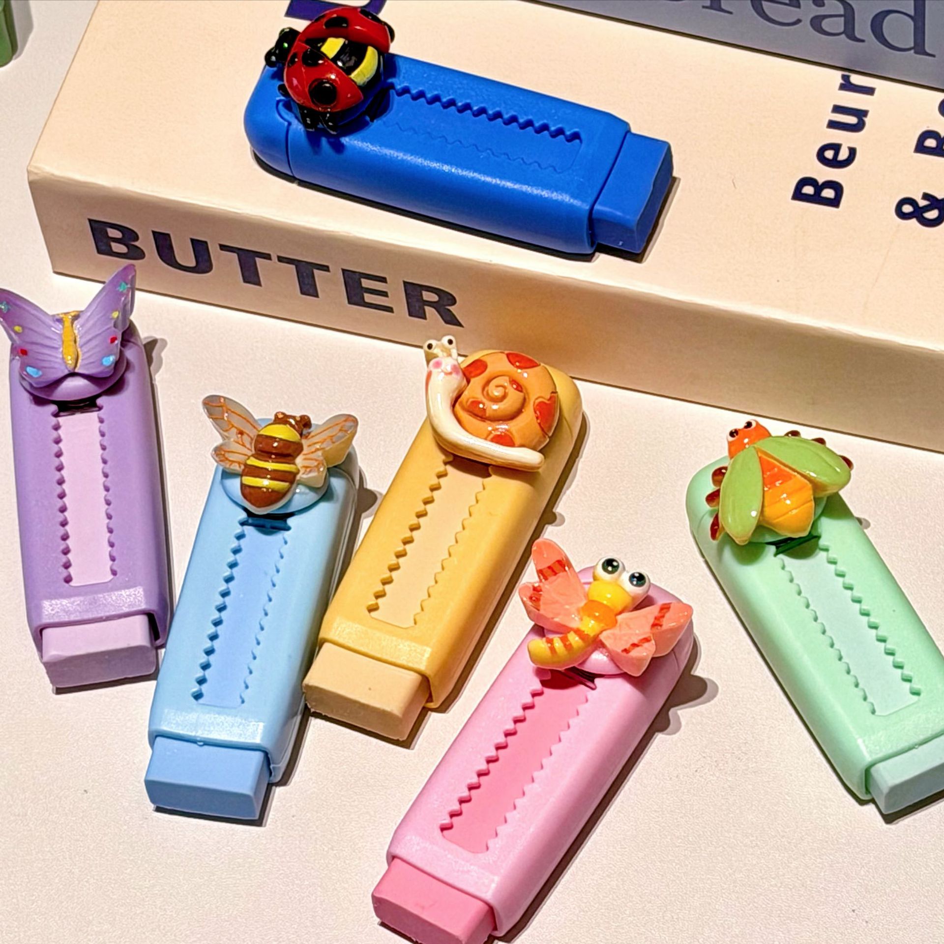 Eraser de insectos creativo resina de dibujos animados colorido lindo animal empuje tirar Eraser estudiantes aprenden papelería