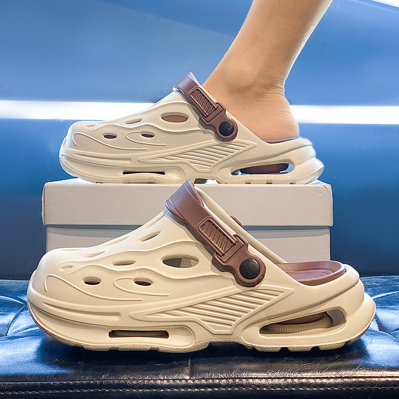 Cross-Border Croc Shoes Summer 2025 New Driving Slippers Men's Outdoor Seaside Beach Sandals Men's Breathable Wading Shoes