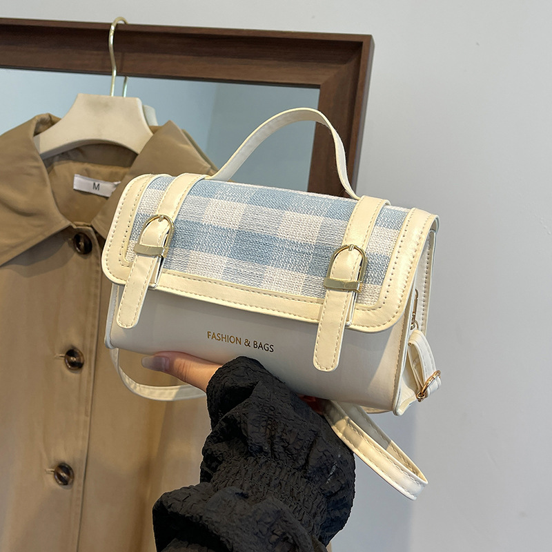 Ladies' 2024 New Trendy Summer Luxury Shoulder for Going Out, Super Popular Crossbody Small Square Bag_voghion.com