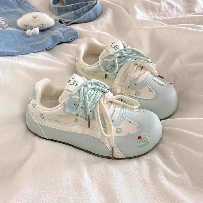 Campus Style Bear-Themed Trainers 2026 Spring and Autumn New Women's Shoes High-Value Doll-Style Casual Sweet Sneakers Campus Style Bear-Themed Trainers 2026 Spring and Autumn New Women's Shoes High-Value Doll-Style Casual Sweet Sneakers