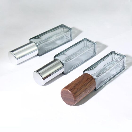 Square glass perfume bottle 3ml5ml 10ml black walnut perfume spray bottle transparent perfume bottle
