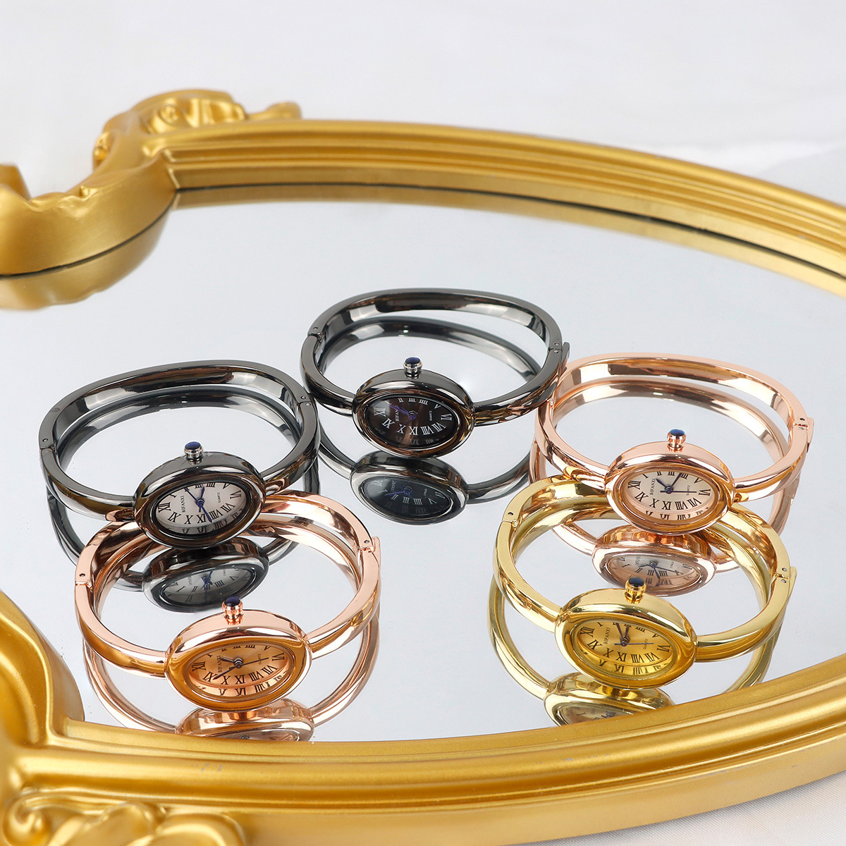 fashionable bracelet