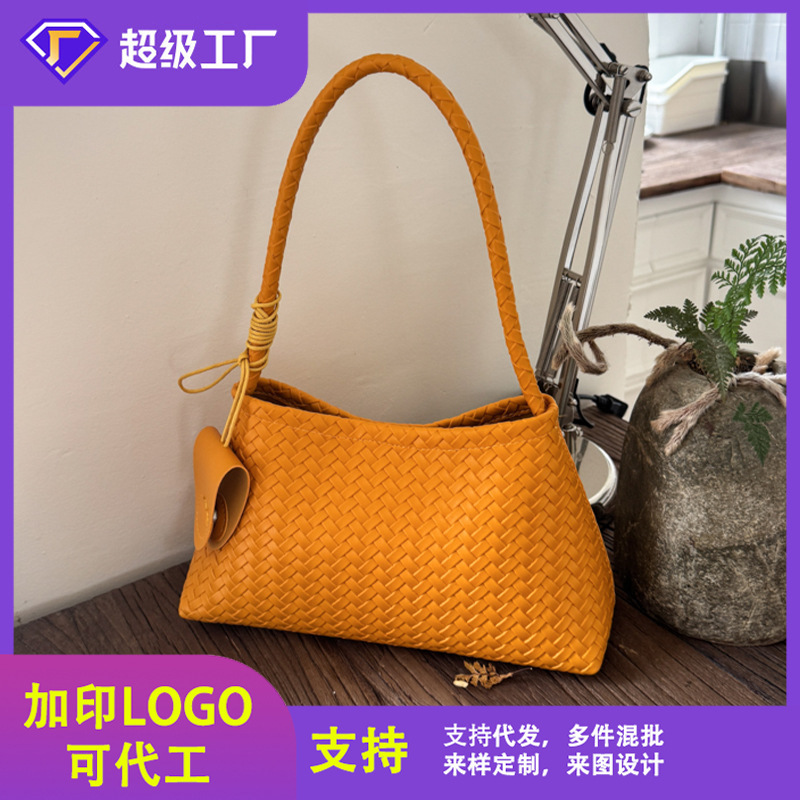 French-Style Single-Shoulder Bag for Women, Woven Pattern Underarm Bag, 2026 Summer Hot-Selling Wholesale Fashion Fresh Commuter Handbag