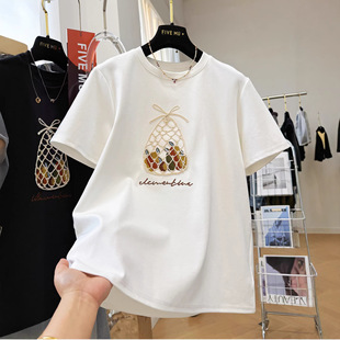 �½q��a240���ع����}�̽�����T��Ů�b���ļ�����ȴ���������