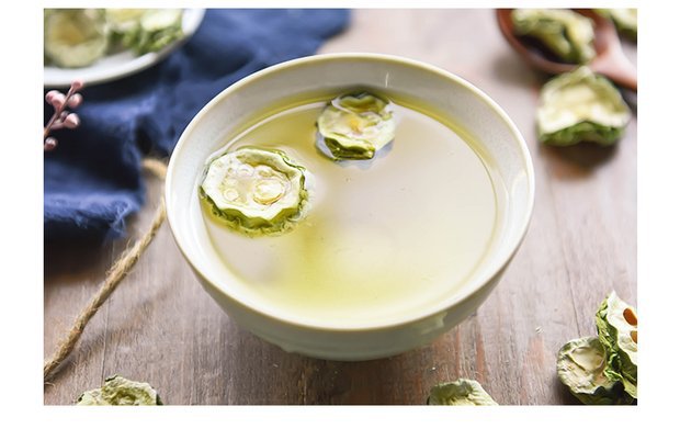 Dried Bitter Melon Tea Slices Ku Gua 500g Natural Farm Grown Herbal Infusion for Daily Wellness Brewing in use
