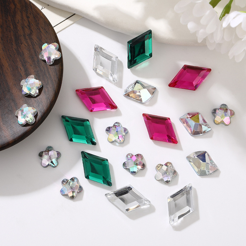 Sweet Nail Art Zircon Rhombus-Shaped Pointed-Bottomed Irregular Acrylic Rhinestones, Colorful Simple and Fashionable DIY Nail Decorations Sweet Nail Art Zircon Rhombus-Shaped Pointed-Bottomed Irregular Acrylic Rhinestones, Colorful Simple and Fashionable DIY Nail Decorations