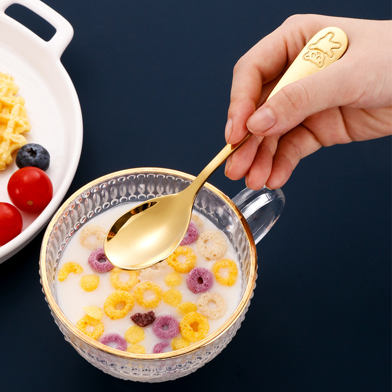 Los niños de acero inoxidable 304 cuchillo y tenedor cuchara Oso de dibujos animados comida occidental de cuatro piezas traje caja de regalo cuchara de té de jardín de infantes