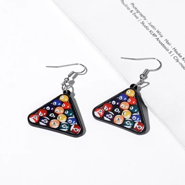 耳环;耳钉;耳坠