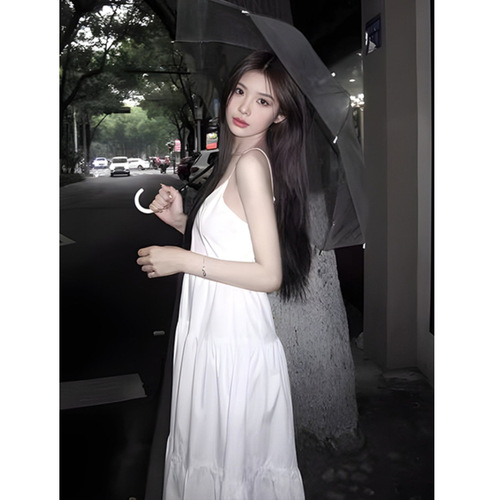 2025 summer new French V-neck white suspender dress for women with waist design niche temperament small skirt