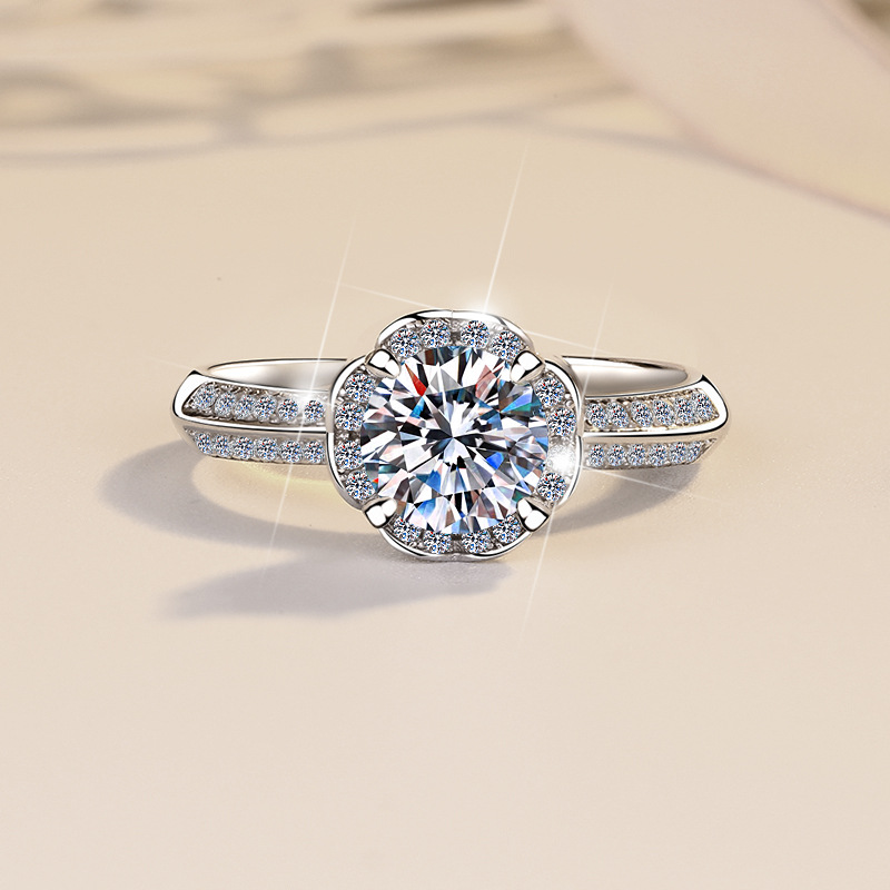 925 anillo de bodas de plata esterlina moissanite femenino celebración de la flor quilate plateado PT950 anillo fábrica al por mayor suministro transfronterizo