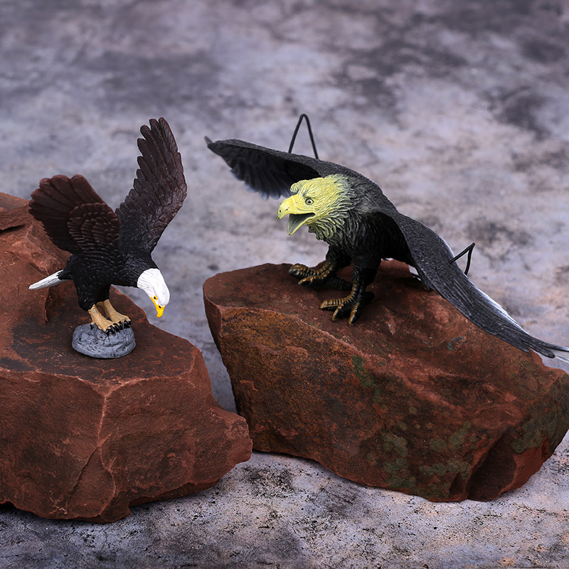 Wholesale Large Simulation Eagle Model Plastic Animal Bird Toy Gold Carving Dapeng Ornament Decorative Bird Pendant