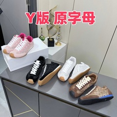 羅家の新型ネットの糸の通気性のバレエの運動の阿甘靴の百合の徳訓の靴のカップルの項は醜い萌えの白い靴を持ちます。