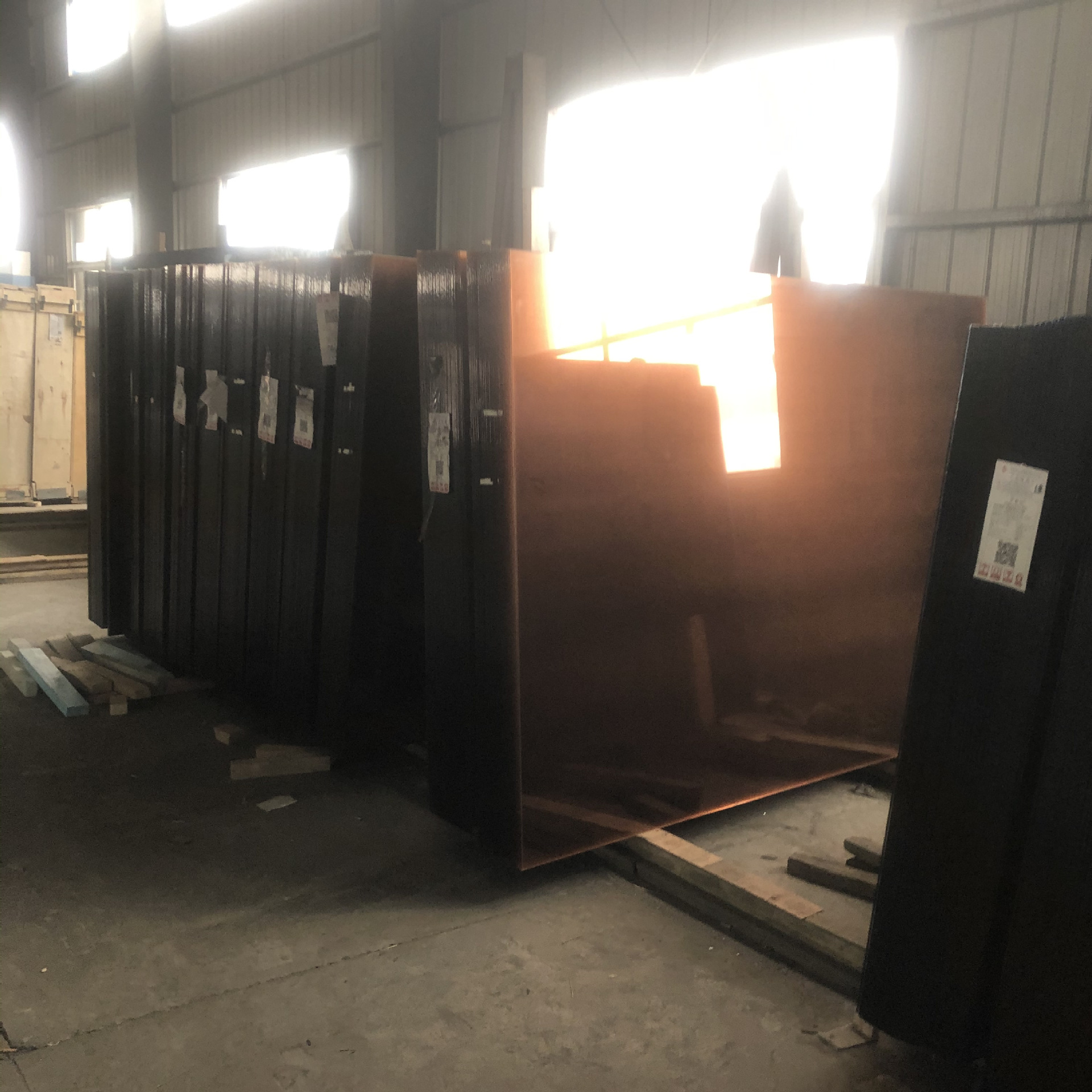 有色玻璃黄金膜原片 茶玻 黑玻灰玻可改裁磨边