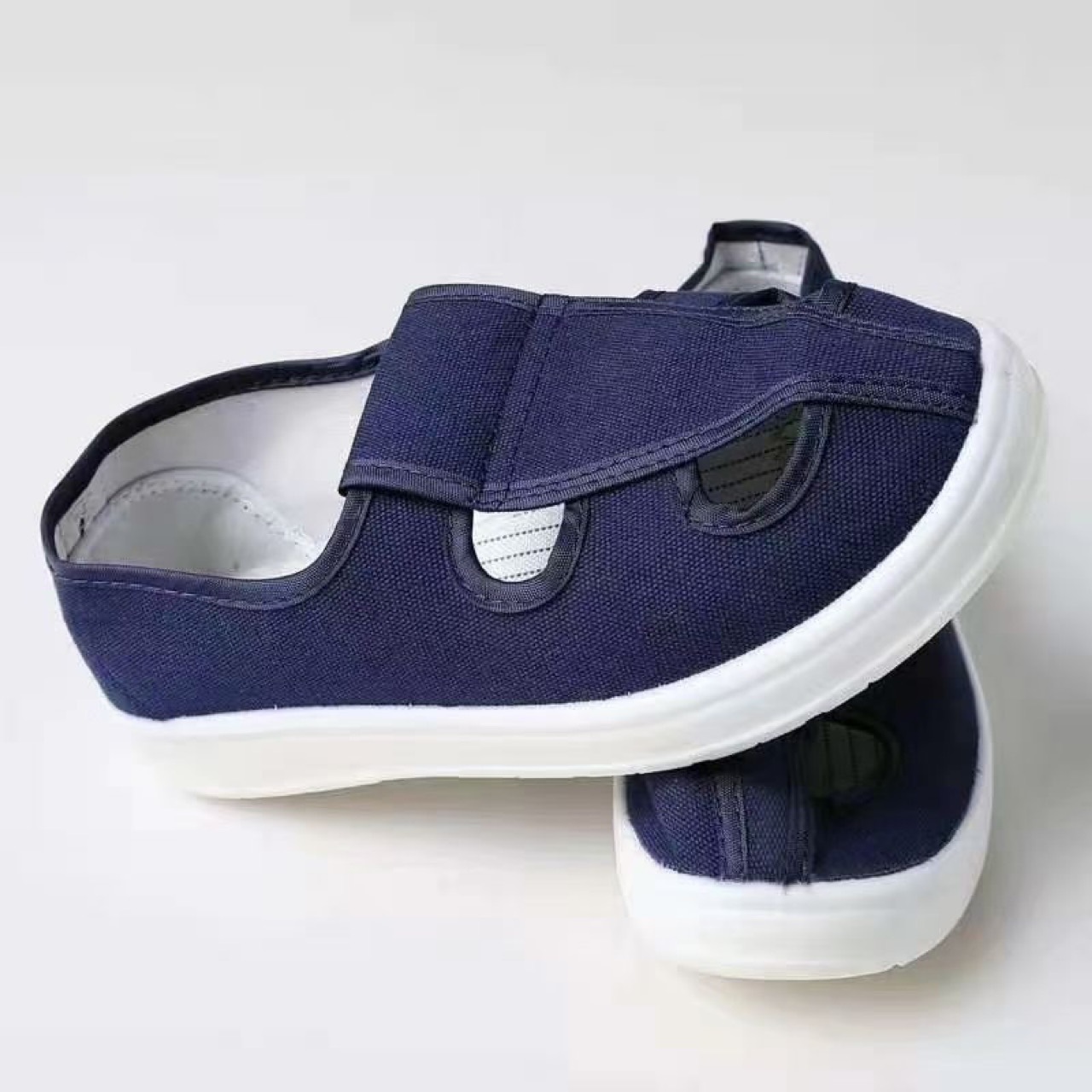 厂家直销 防静电四眼鞋 PVC帆布鞋 SPU帆布皮革静电鞋 四孔布鞋