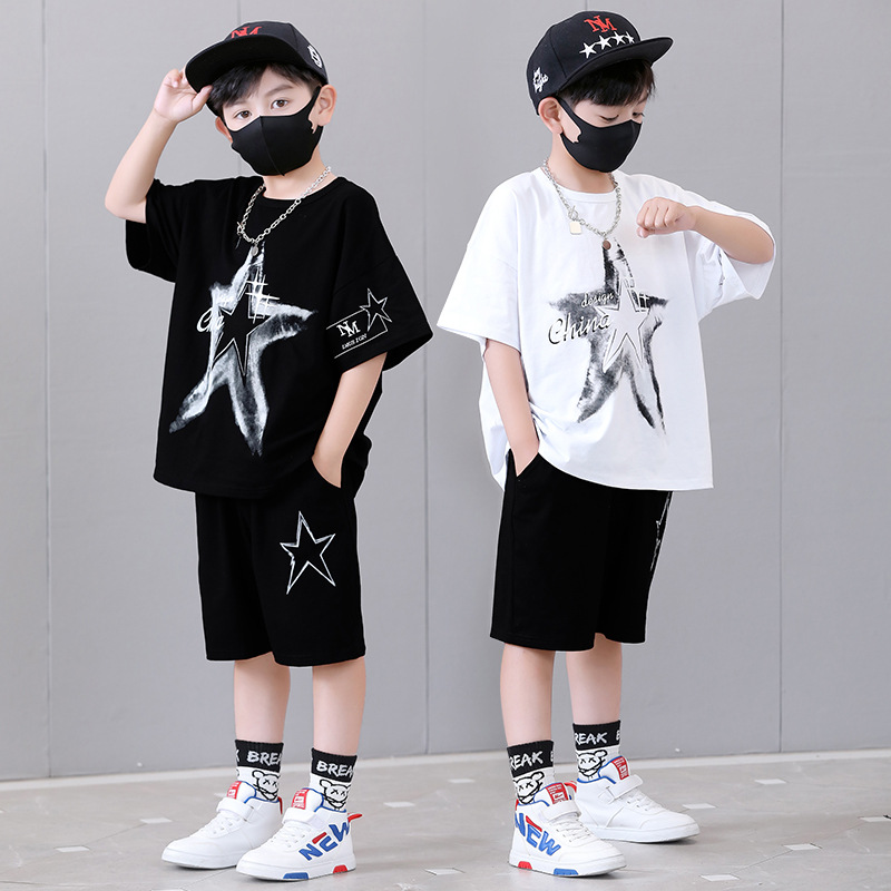 Completo da ragazzo 2023 nuovi pantaloncini estivi a maniche corte per bambini, popolari su Internet e alla moda per le strade durante lo sport_voghion.com