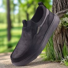 外贸款加大码商务休闲男鞋软底春秋新款老北京布鞋男单鞋透气轻便