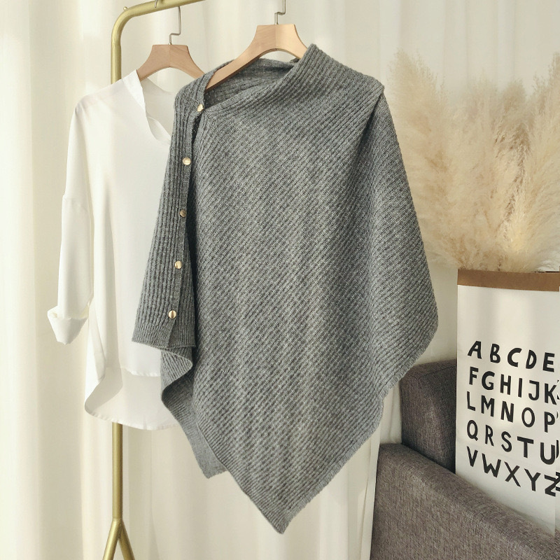 【Gray】Metal buckle shawl