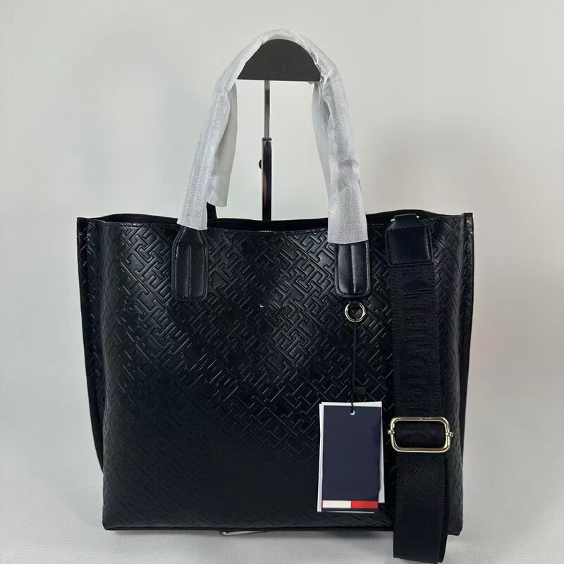 2025 Foreign Trade New Fashion Embossed Portable Shoulder Diagonal Casual Versatile Women's Tote Bag 2025 Foreign Trade New Fashion Embossed Portable Shoulder Diagonal Casual Versatile Women's Tote Bag