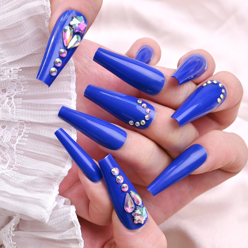 ABS Material Modern Style Water Droplets Heart Shape Abs Wear Manicure 1 Set