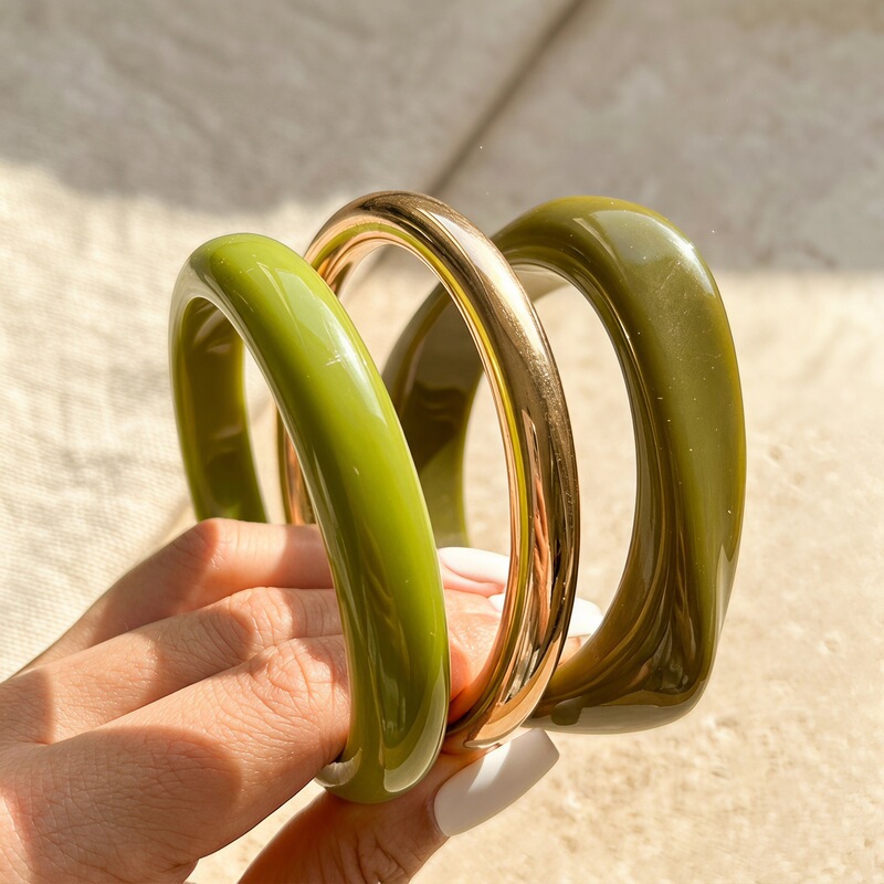 3-Piece Set of Ins-Style Olive Green Geometric Square Resin Bracelets for Women, Personalized Acrylic Alloy Round Bracelet Set