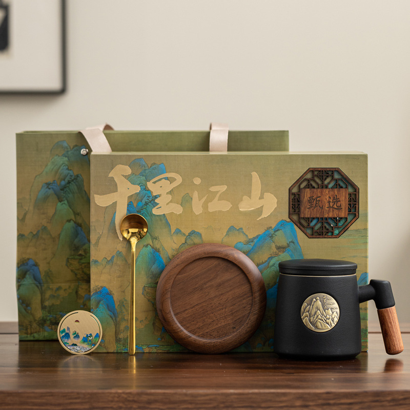 Taza de cerámica en relieve medalla de bronce con tapa caja de regalo taza de café taza de agua empresa regalo de mano tallado logotipo