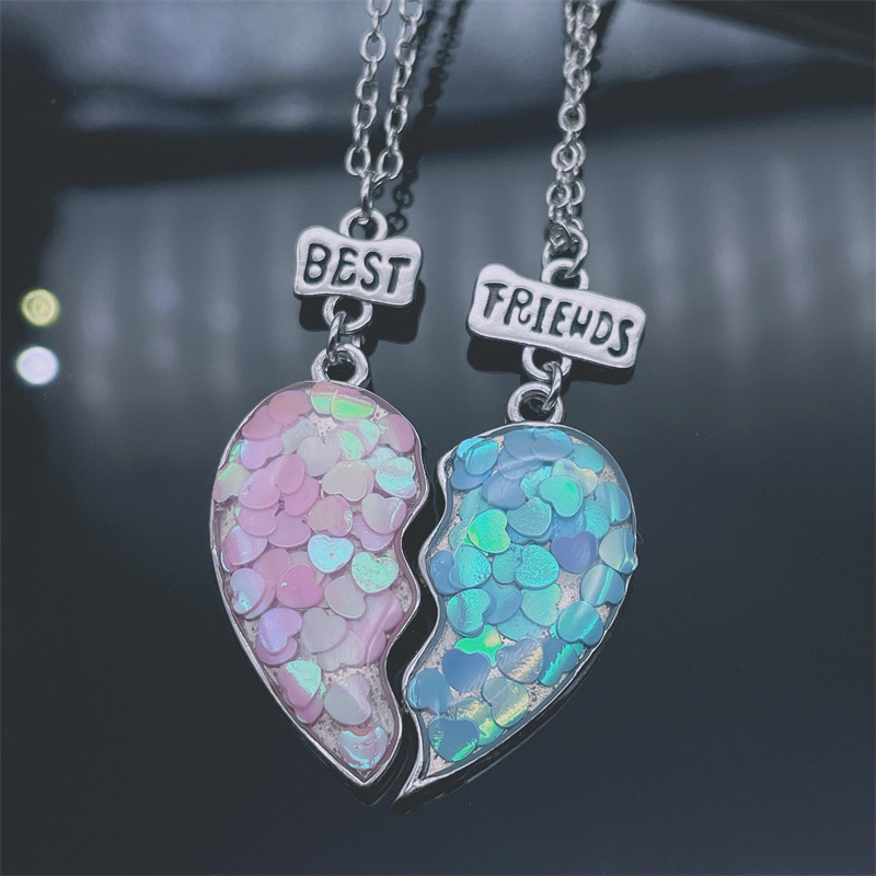 Sweet Heart Shape Alloy Plating Women's Pendant Necklace display picture 1