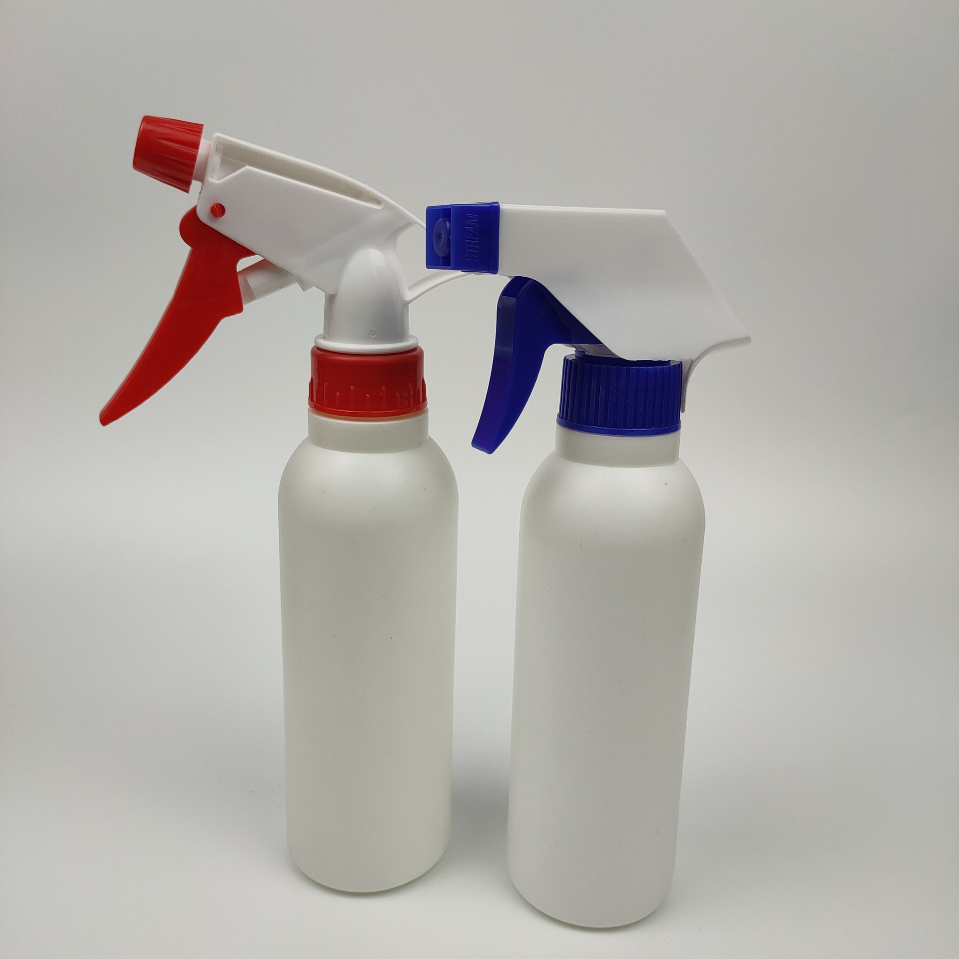 手扣式喷壶 供应200ml塑料喷雾瓶方瓶 油污净瓶清洁剂喷瓶