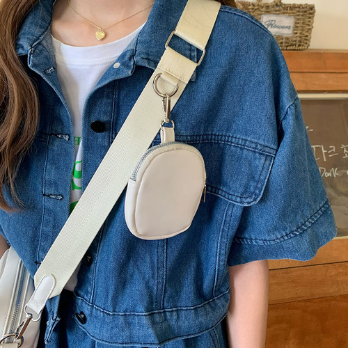 2024 Korean New Ins Minimalist Personality Trendy Cool Retro Clutch Small Square Bag Three-in-One Shoulder Crossbody Bag